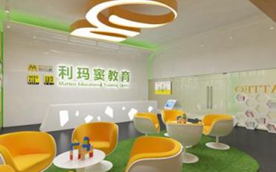 老师在教育机构排课软件输入学生名单 就能自动生成排课表