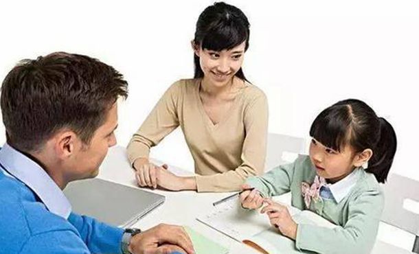 培训教育签到软件自动管理学生考勤和老师课时费