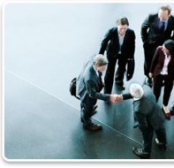 如何考核激励培训学校的中层干部？