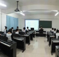 可以面向不同类型教育培训学校使用的智能排课系统