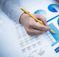 培训学校用的记账财务管理软件是怎样收费的