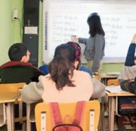 用培训教学管理系统处理老师考勤、绩效统计工作