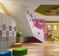 校长如何做到以一人之力直接管理所有分校的教务工作？