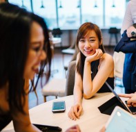 艺术学校家校APP相比班级微信群有什么优势?